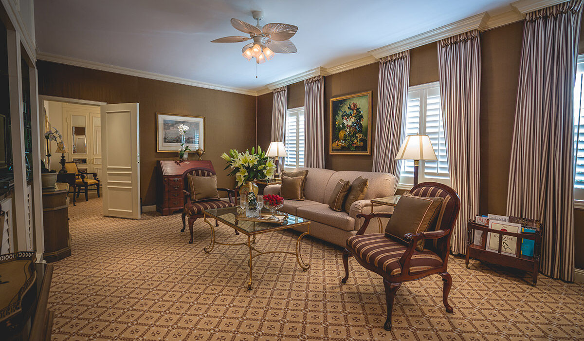 The Chesterfield Hotel Palm Beach Exterior photo